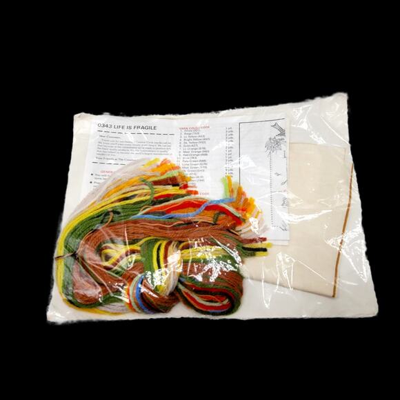 Vintage The Creative Circle Life Is Fragile/Serenity Prayer Needlework Kit - Picture 7 of 9